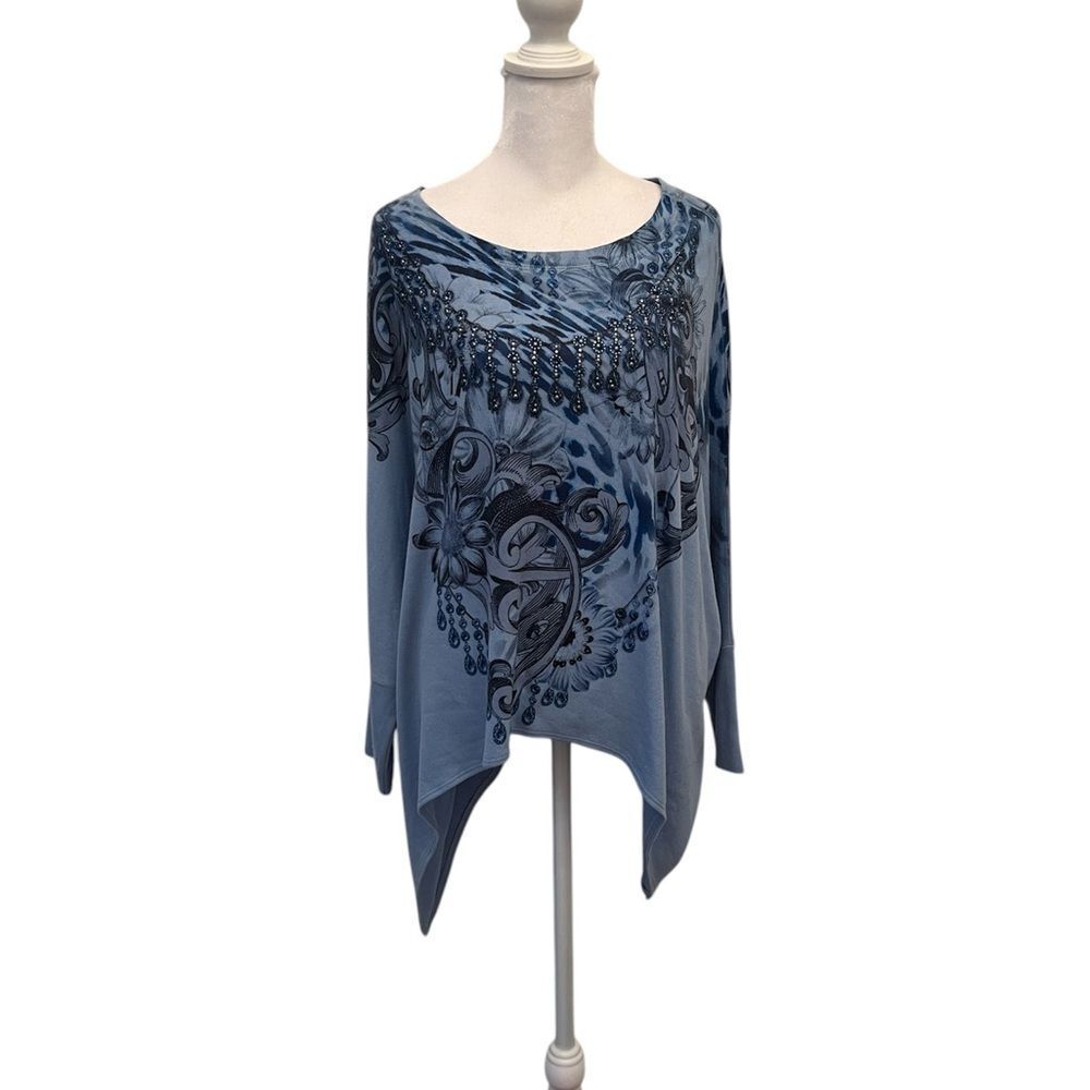 Blue batwing embellished tunic no labels might fit small to large EUC